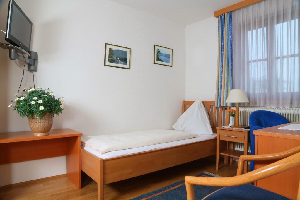 Gasthof Engelhof Gmunden Bilik gambar